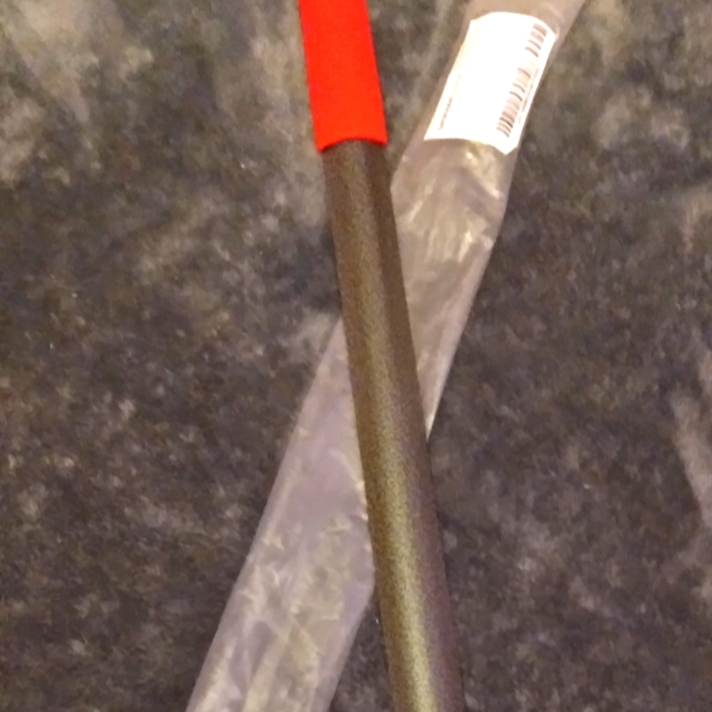 NWT "E-Z SLIDE SHOEHORN"..24" PART NO...081288422..by SAMMONS PRESTON..Metal